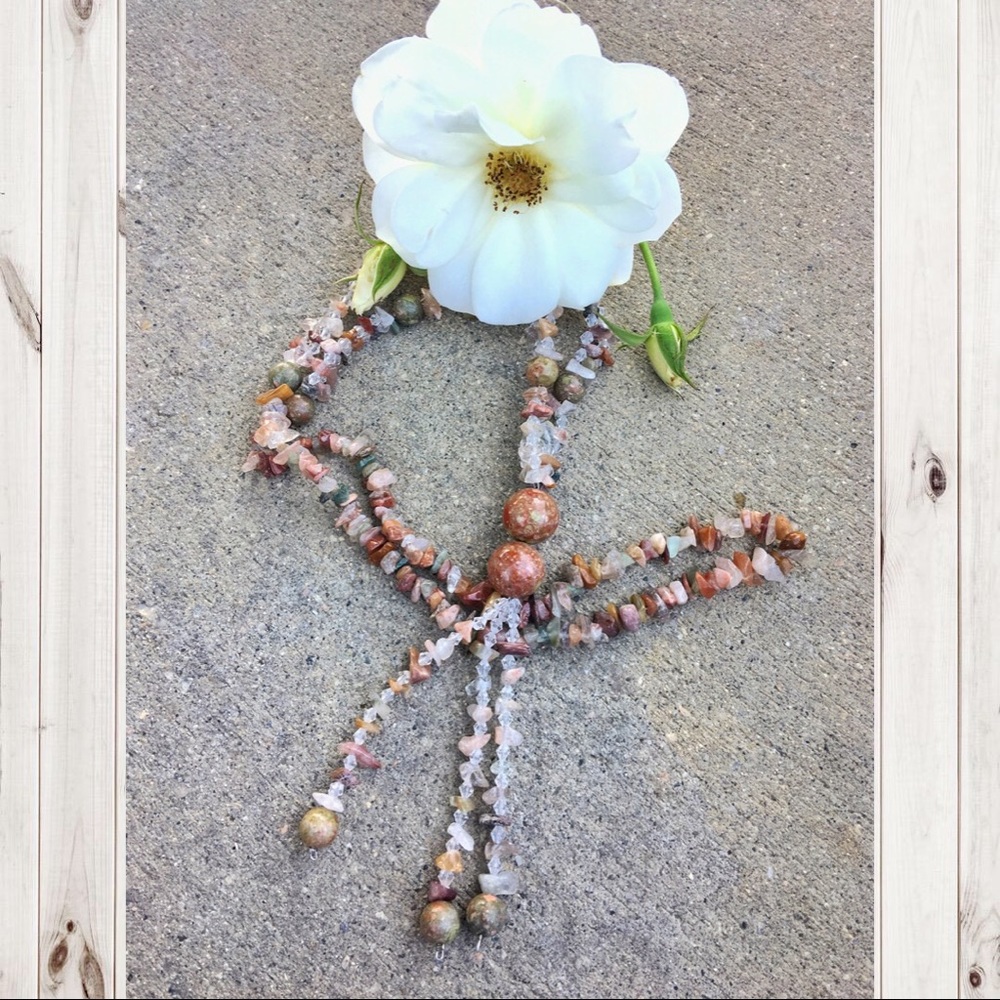 Long handmade agate chip lariat style necklace